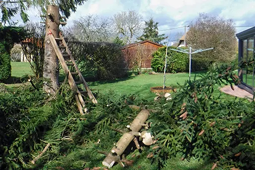 Nettoyage Cour - Entreprise Eric VALLETTE